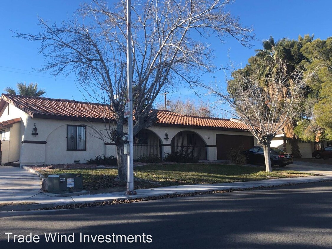 Foto principal - 3 br, 2 bath House - 1101 OAK TREE LANE