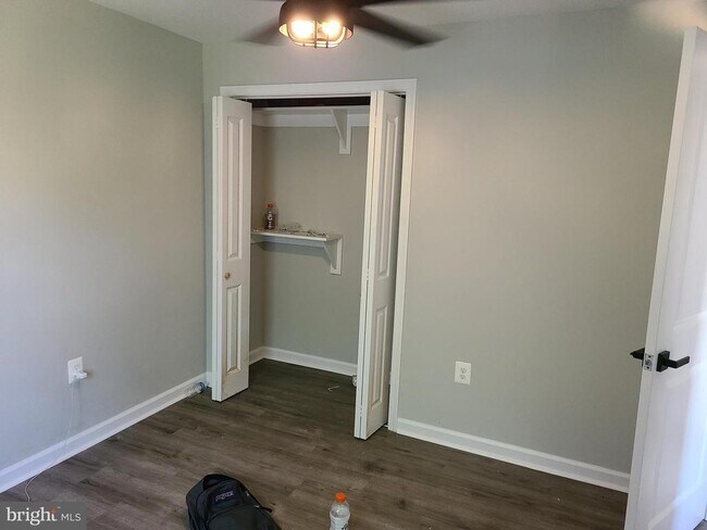 Foto del edificio - 446 N Loudoun St