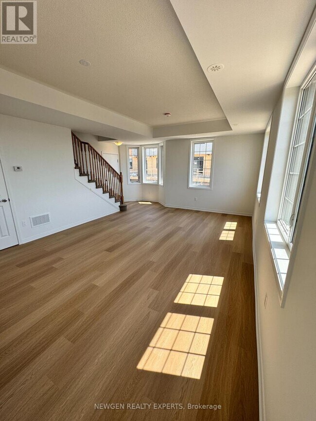 Photo du bâtiment - 4380-4380 Ebenezer Rd