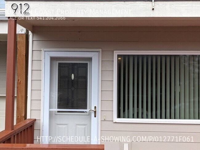 Foto del edificio - 912 SW Bay View Ln