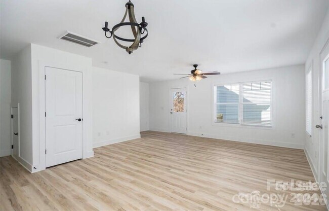 Foto del edificio - 259 Patterson Ave SE