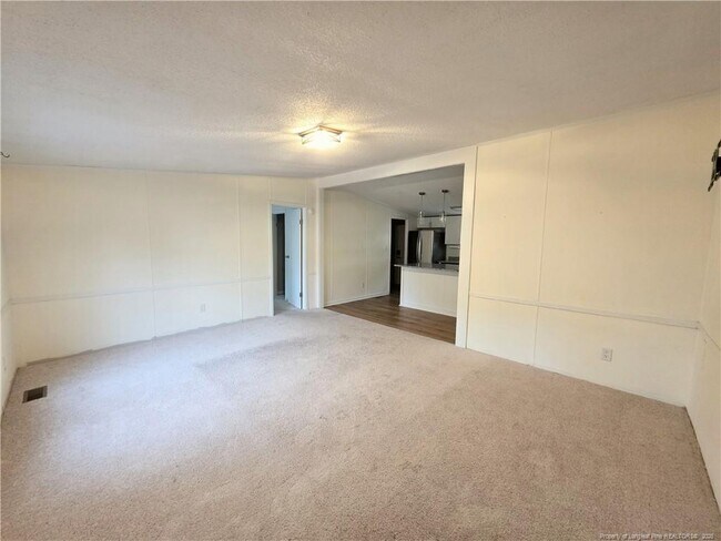 Foto del edificio - 54 W Tryon Ct