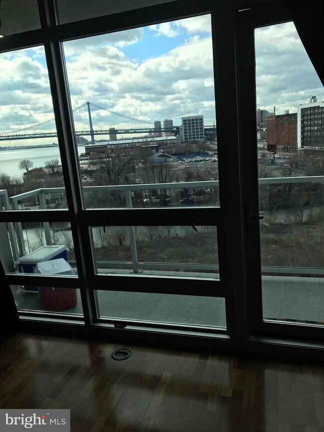 Foto del edificio - 901 N Penn St