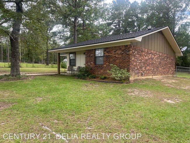 Foto del edificio - 2 br, 1 bath House - 411 Tony Carter