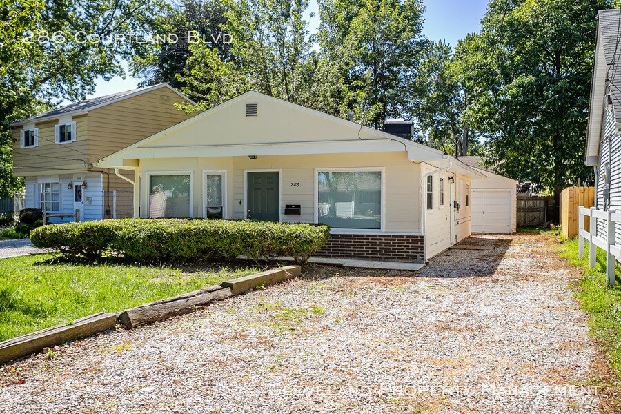 Primary Photo - Updated Eastlake Ranch
