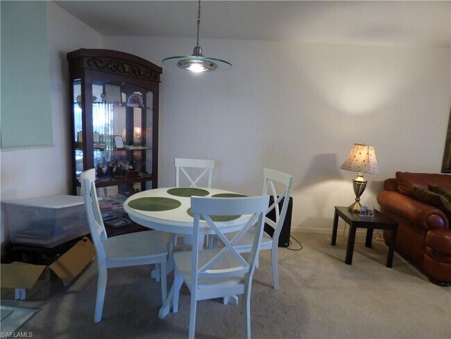 Foto del edificio - 59 Camelot Gardens Blvd