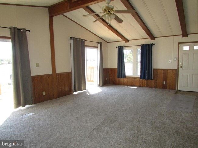Foto del edificio - 14446 Slim St