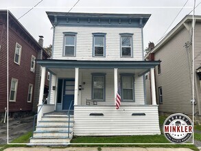 Building Photo - 112 S Melcher St