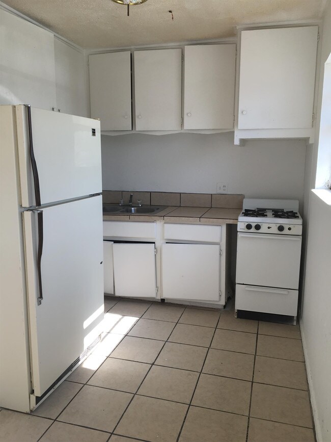 Foto del edificio - 815 Heather St