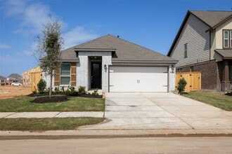 Building Photo - 30314 Tall Fescue Dr