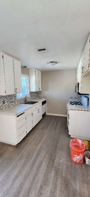Building Photo - 201 Mcnary Cir