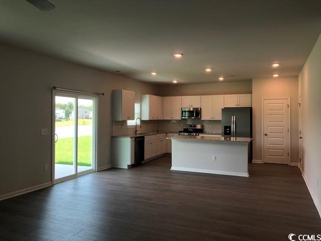 Building Photo - 1054 Saltgrass Way