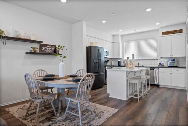Foto del edificio - 17604 Garden House Ln