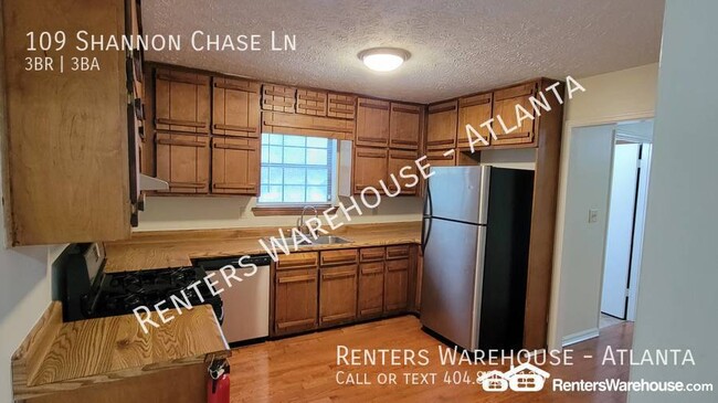 Building Photo - Spacious 3 Bedroom home in Fairburn!