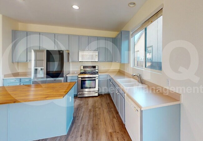 Foto del edificio - 314 W Vuelta Friso