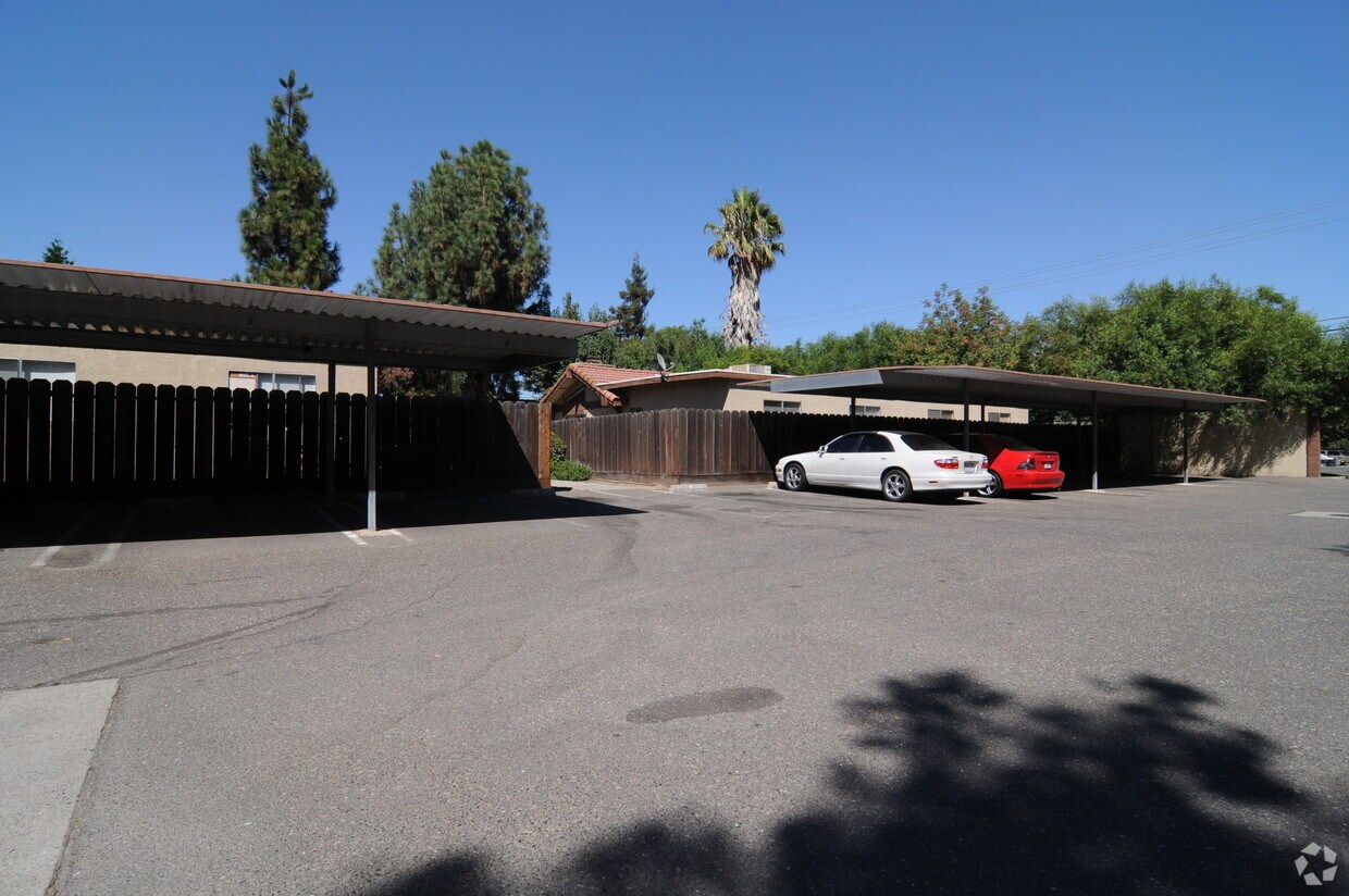 Building Photo - 3925 Tully Rd