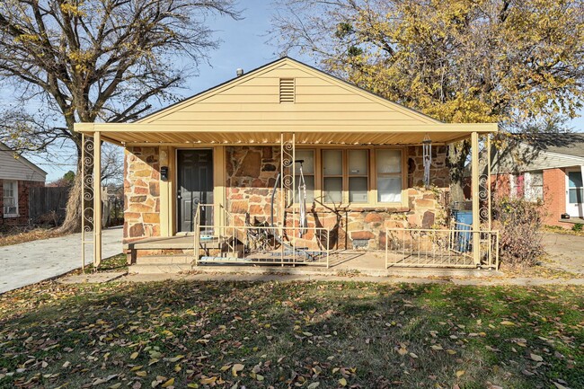 Building Photo - Newly remodeled Duplex in Midwest City