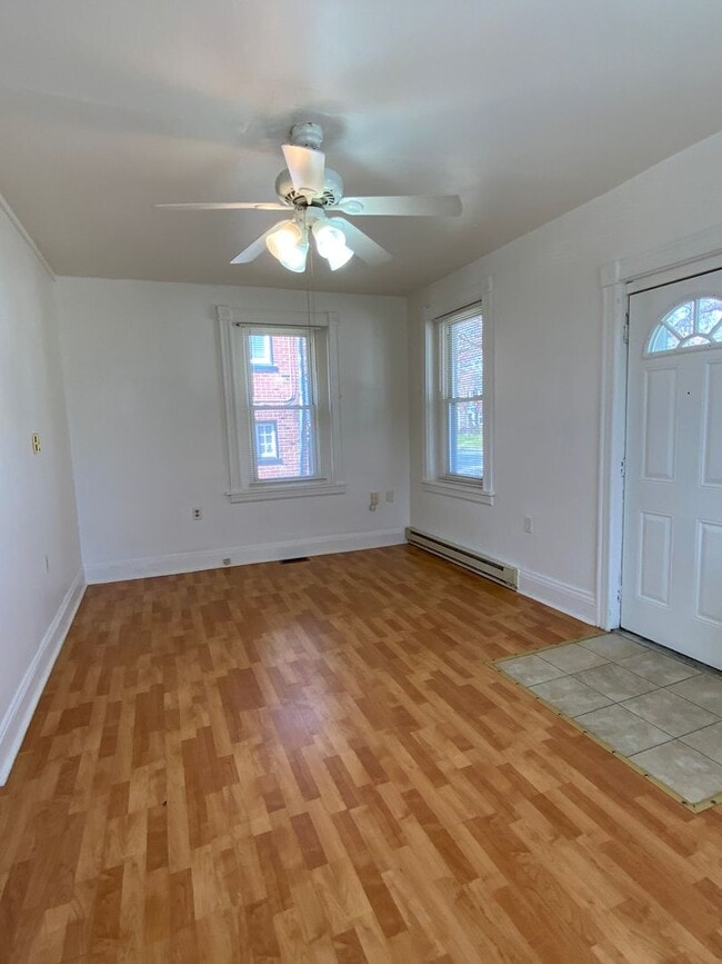 Building Photo - 850 Highland Ave