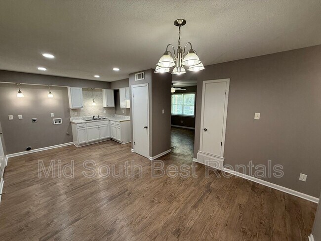 Foto del edificio - 4228 Brookway St