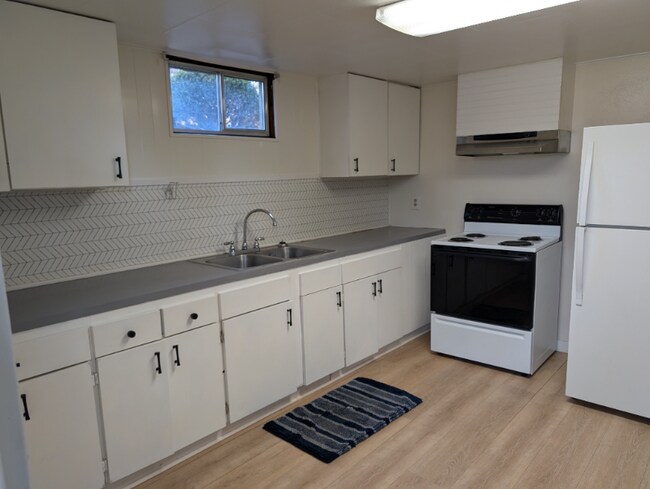 Foto del edificio - 131 W 19th Ave