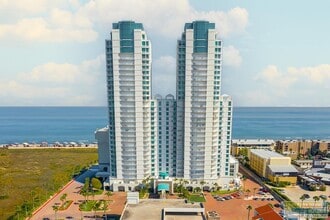 Building Photo - 310A Padre Blvd