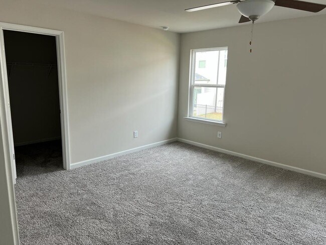 Foto del edificio - 1652 Villageside Ct