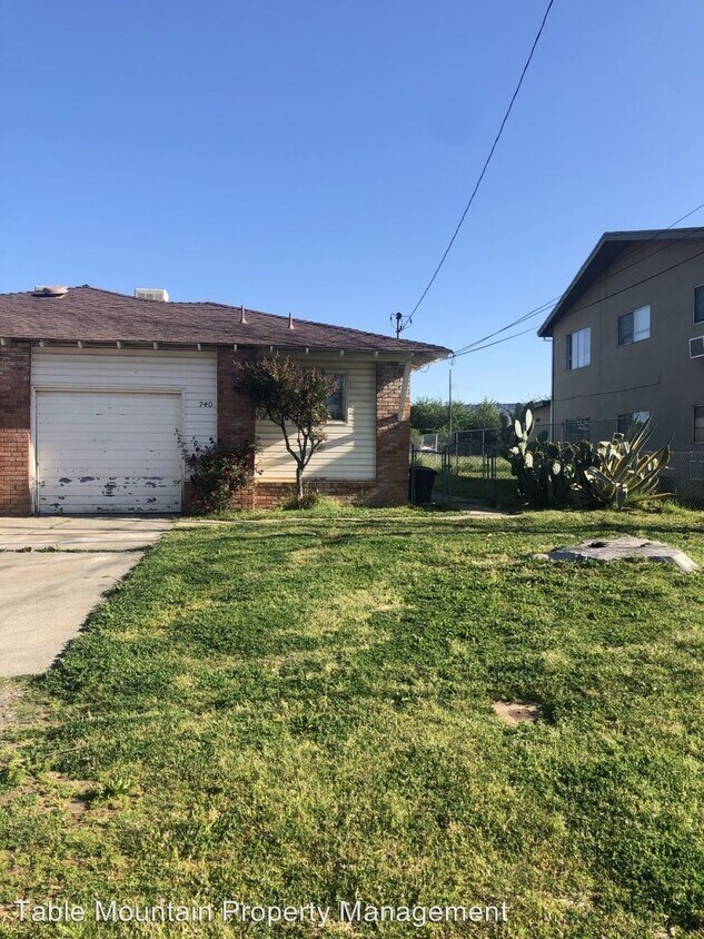 2 br, 1 bath House 740 Plumas Ave House Rental in Oroville, CA