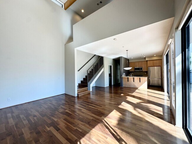 Foto del edificio - AVAILABLE NOW! 3-bedroom / 3.5 Bathroom Condo with Private Pool & Spa located in 48 & BARISTO!