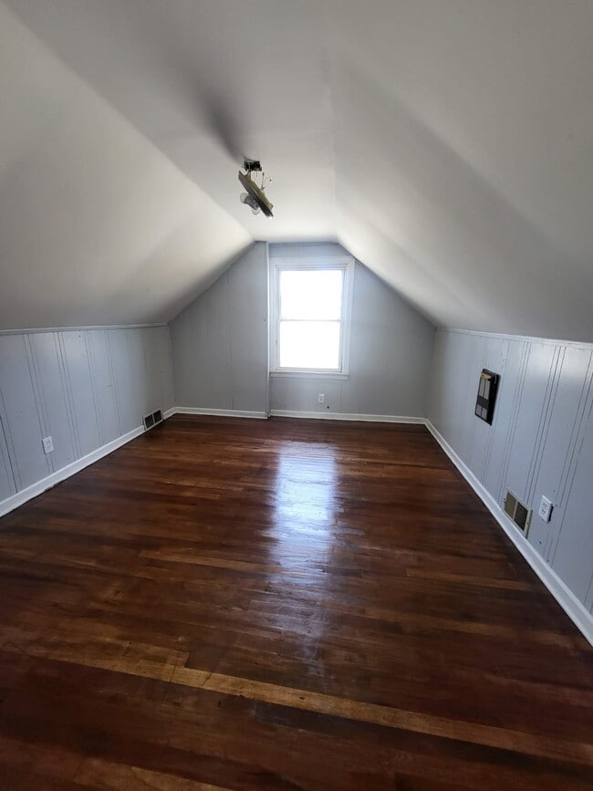 Building Photo - 20553 Alcoy Ave