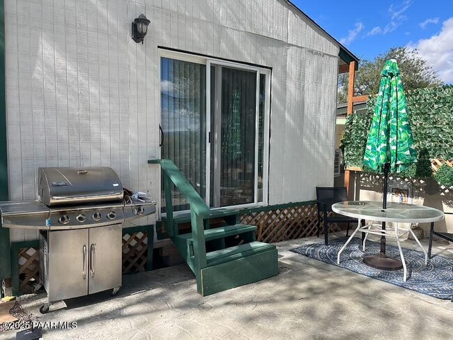 Foto del edificio - 1 Bar Heart Dr