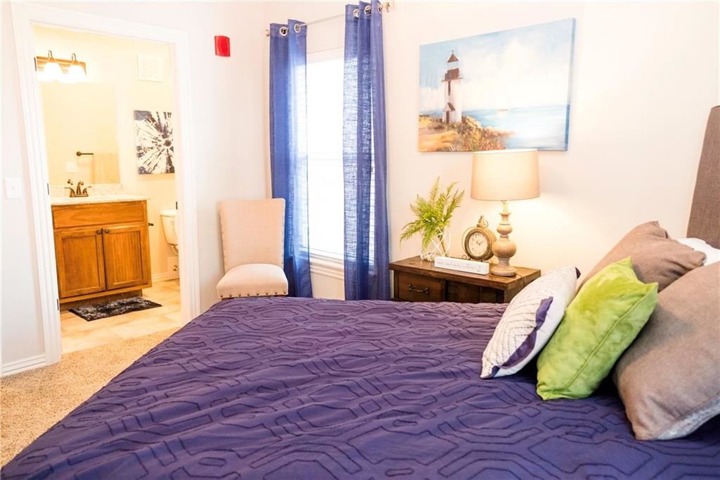 Foto principal - 2700 SE 28th St