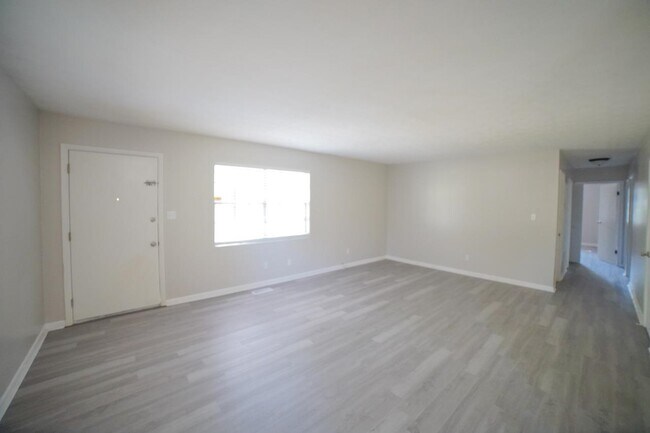 Foto del edificio - 1726 Hartsfield Rd