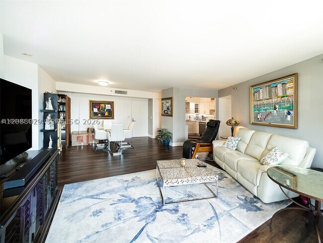 Building Photo - 3500 Mystic Pointe Dr