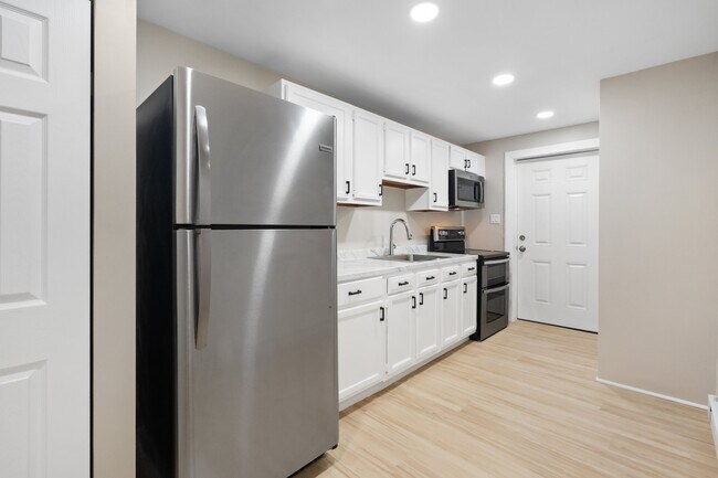 Foto del edificio - 548 Ridge Ave