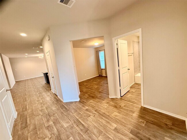 Building Photo - 846 Autumn Flats Wy