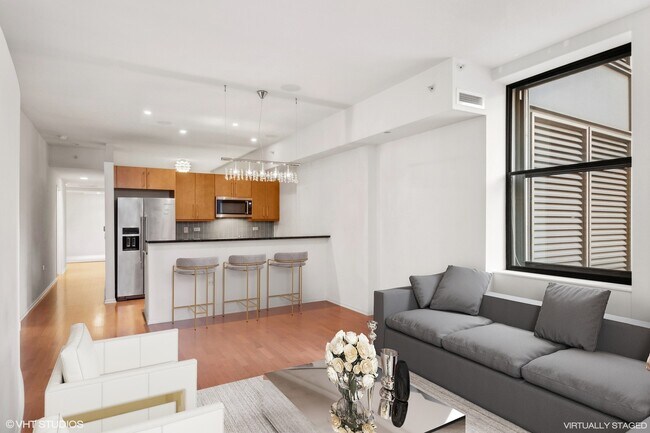 Foto del edificio - 310 S Michigan Ave