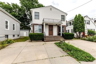 Building Photo - 53 Hazael St