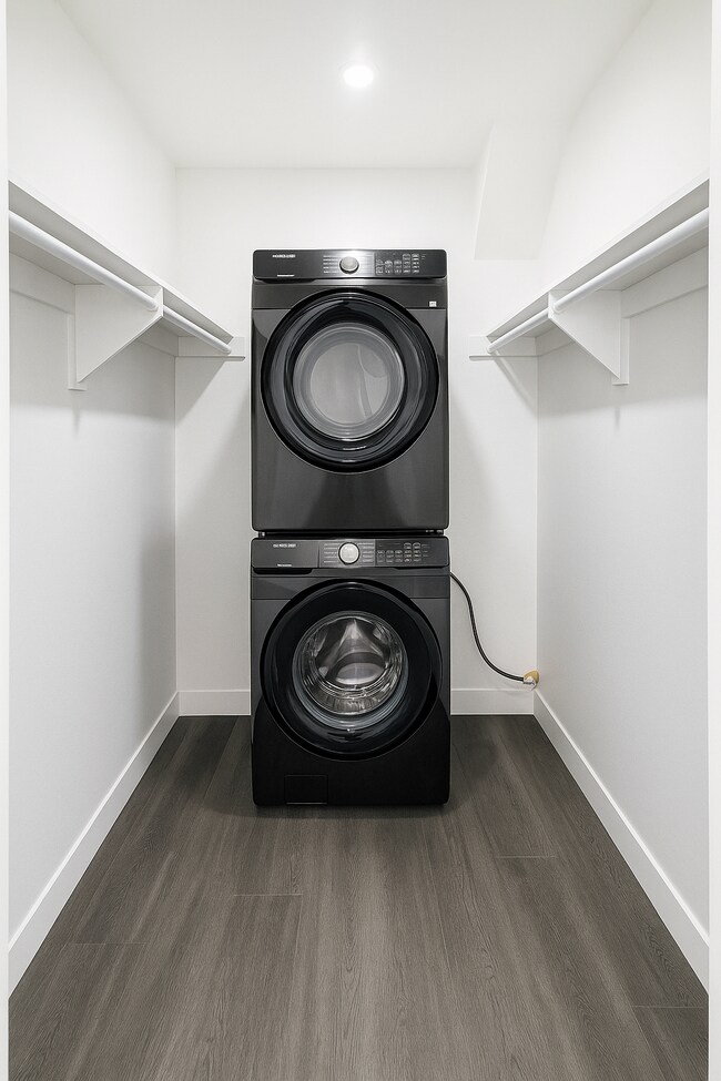 Building Photo - Imperial Beach