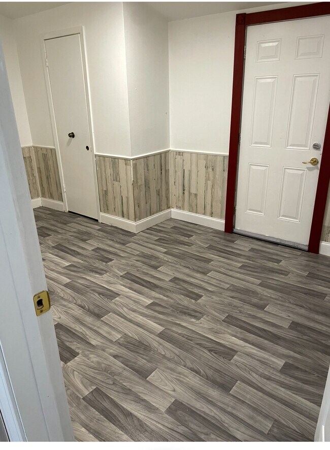 Foto del edificio - 509 S Laurel St