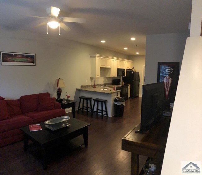 1011 Binghampton Cir, Bogart, GA 30622 Townhome Rentals in Bogart GA