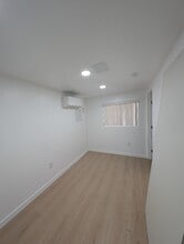 Building Photo - 4404 Stern Ave