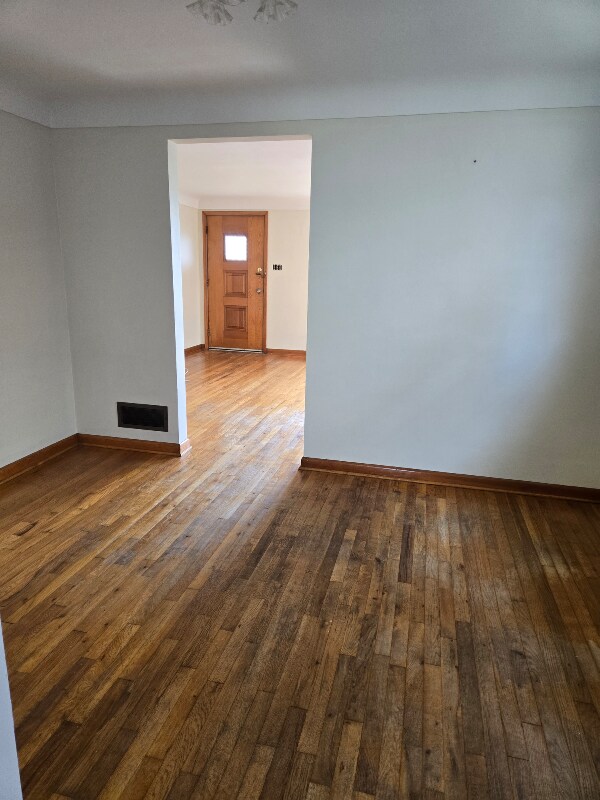 Foto del edificio - 113 Mills St