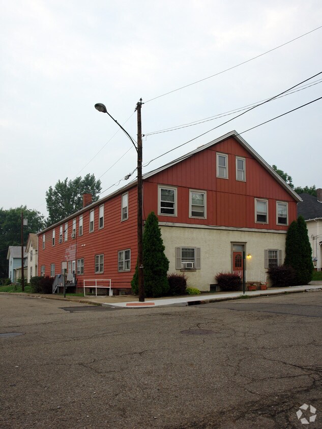 Building Photo - 127 Smith Ave SW