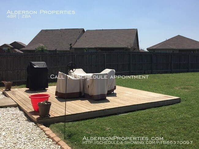 Building Photo - charming 1 story, 4 bedroom home