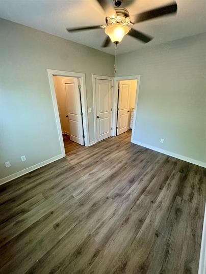 Foto del edificio - 8679 Golden Ln