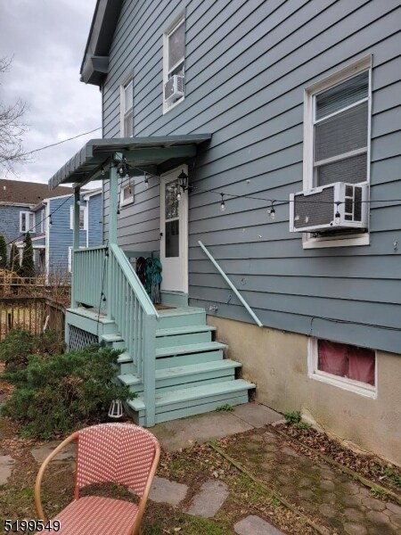 Building Photo - 18 4th St