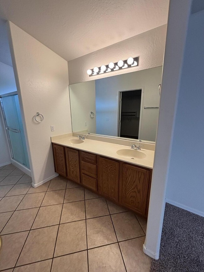 Foto del edificio - 5036 E Catalina Ct