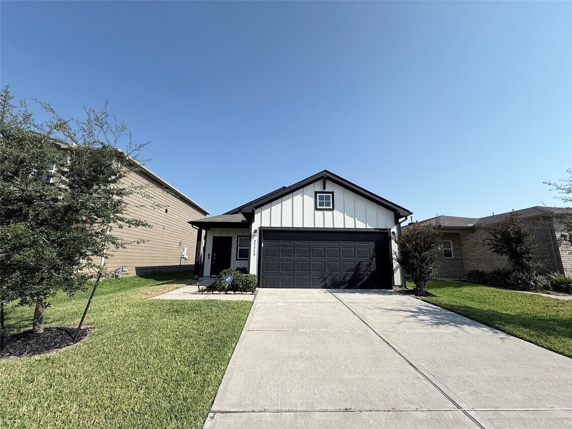Foto principal - 25558 Burnett Ranch Ln
