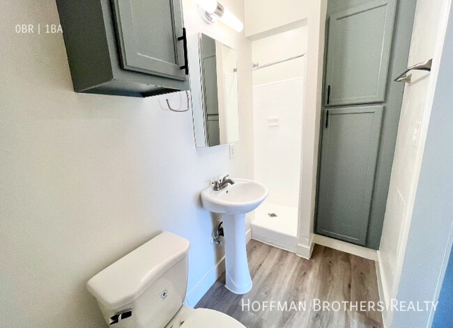 Foto del edificio - 6165 Coldwater Canyon Ave