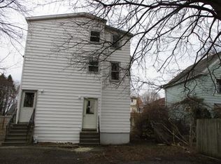 Primary Photo - 32 Arthur Ave